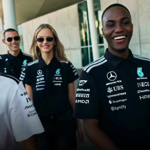 AMG FORMULA ONE TEAMポロシャツ Adidas x Mercedes - AMG Petronas Formula One Team DNA 3-Stripes